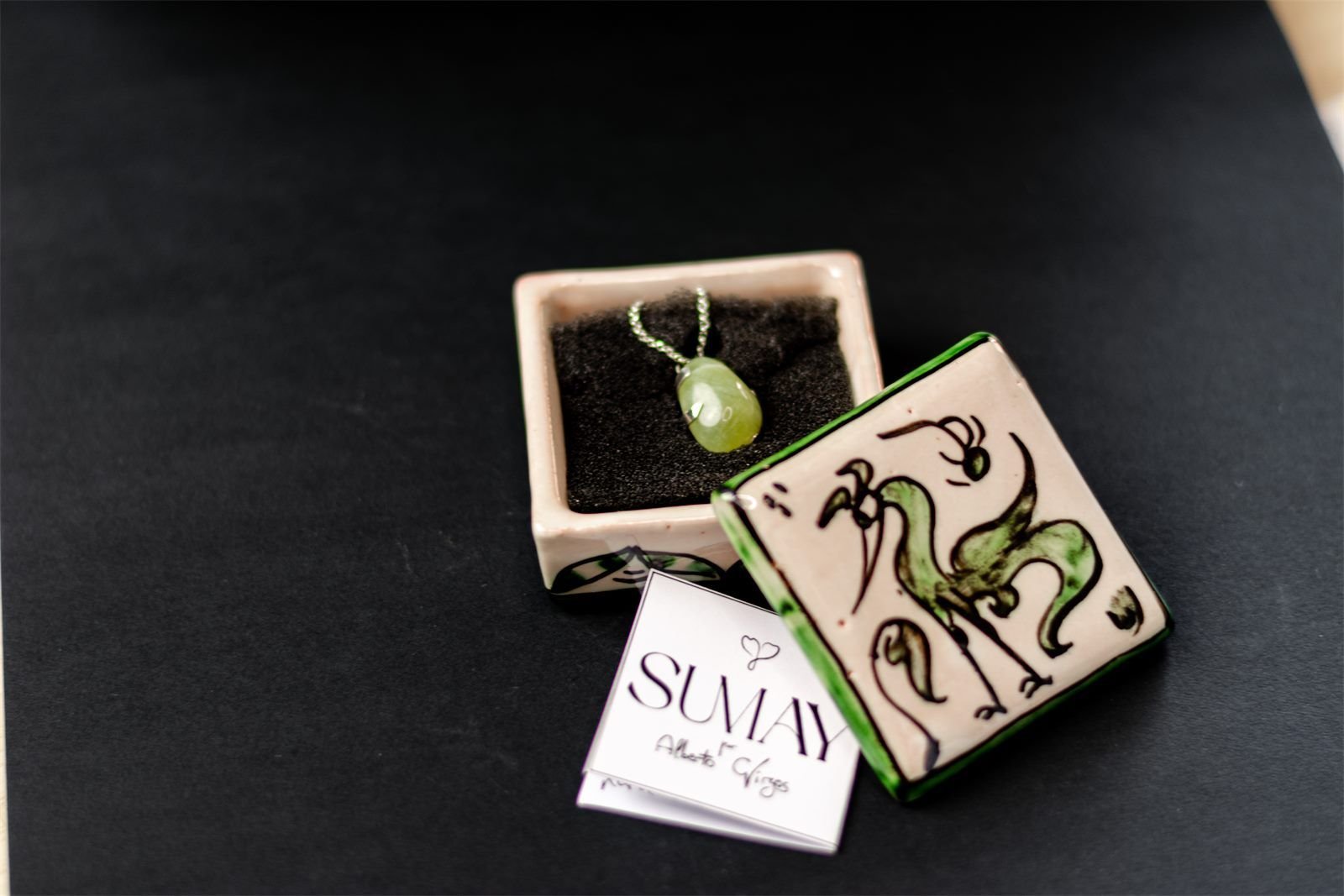 Hand-painted SUMAY ceramic box